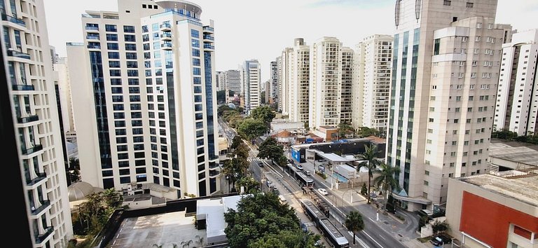 Estúdio Moema QI Ibirapuera próximo metrô UH2114